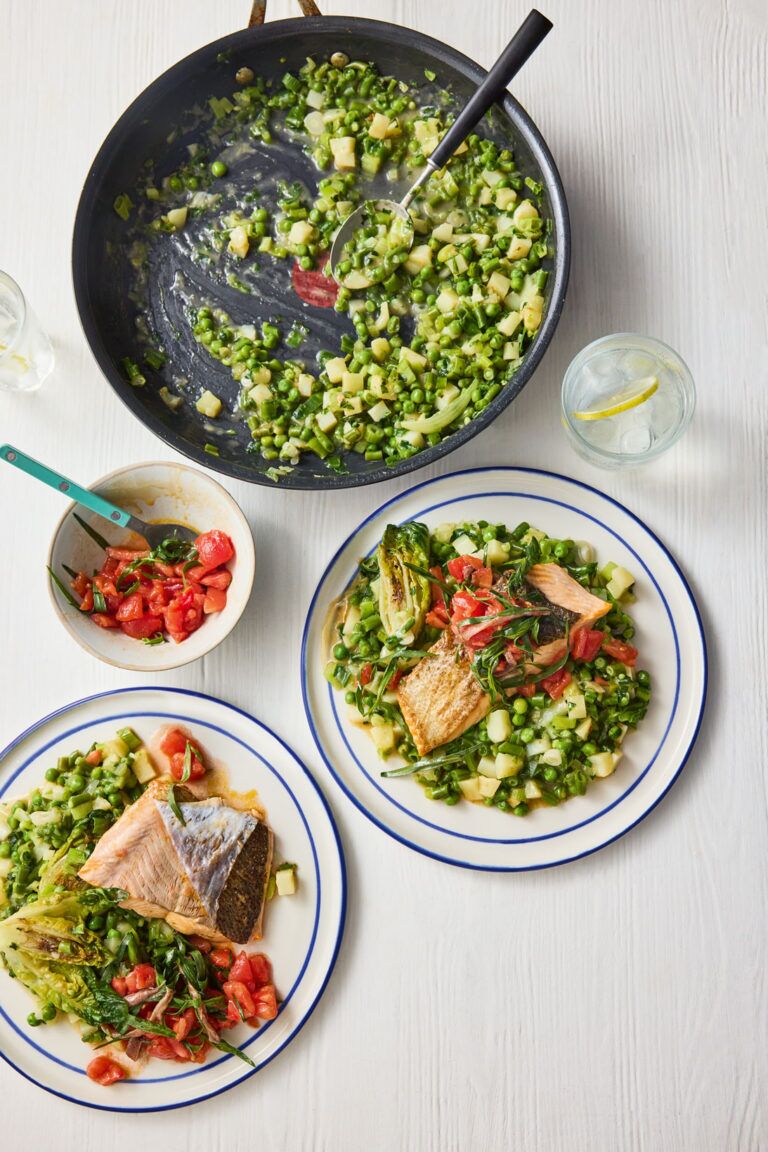 Jamie Oliver's Fish Pie Pasta Bake | 20 Minute Meals Channel 4